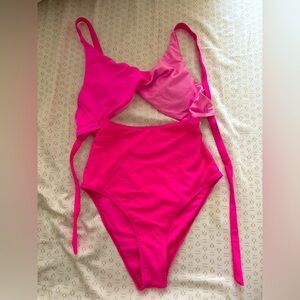 SHEIN one piece baiting suit